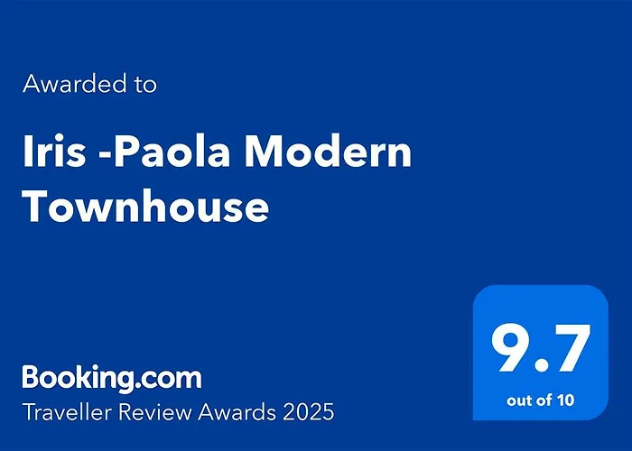 Iris -Paola Modern Townhouse