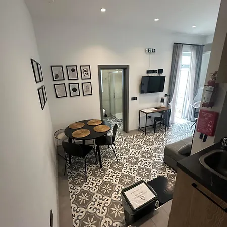 Apartamento Iris -Paola Modern Townhouse Exterior foto