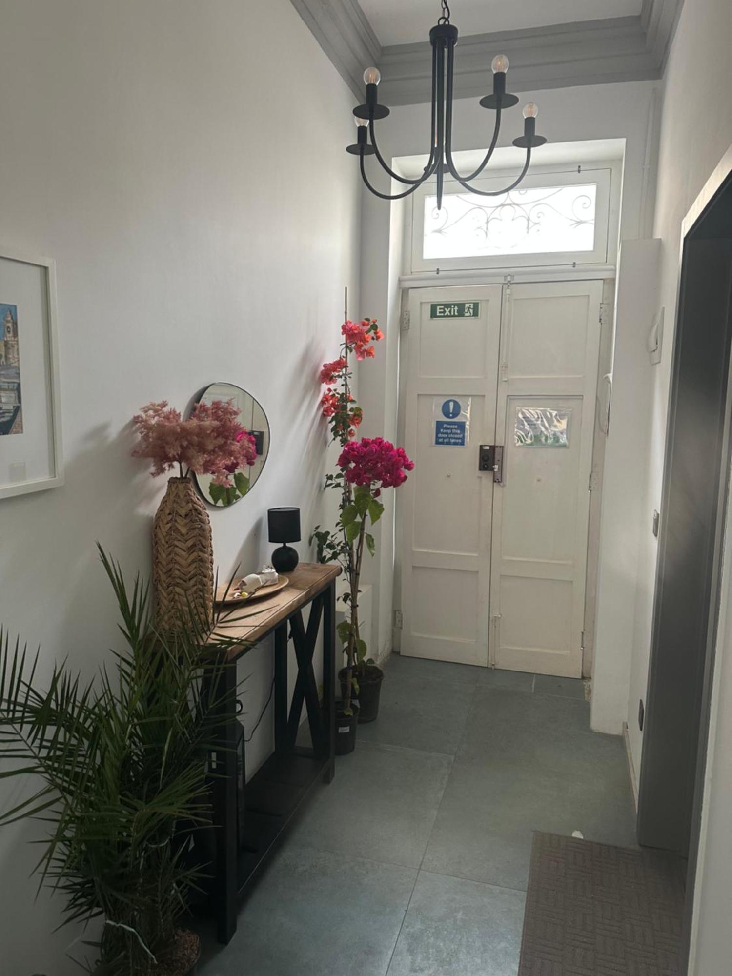Iris -paola Modern Townhouse *